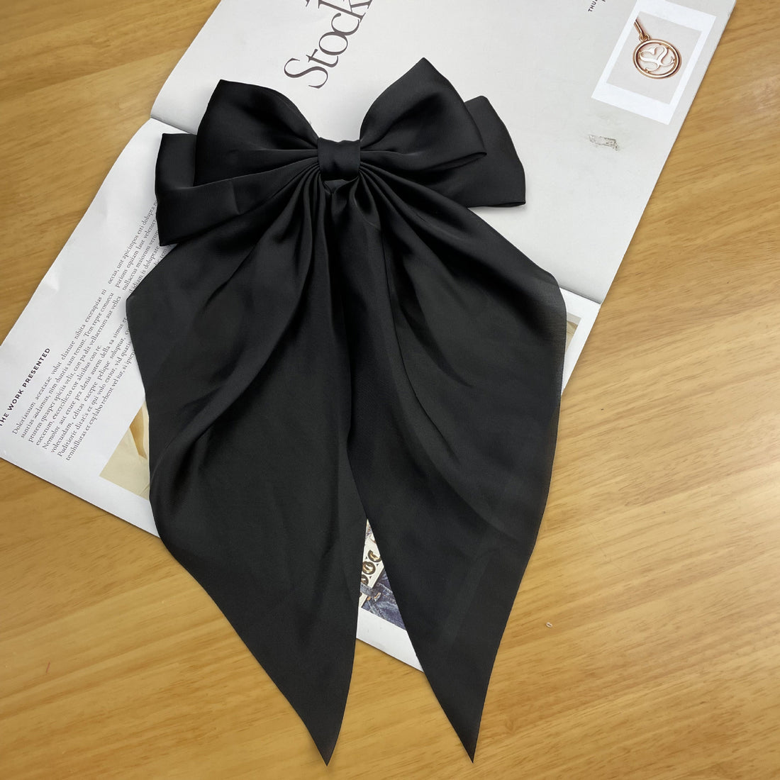 Elegant Glam Women&