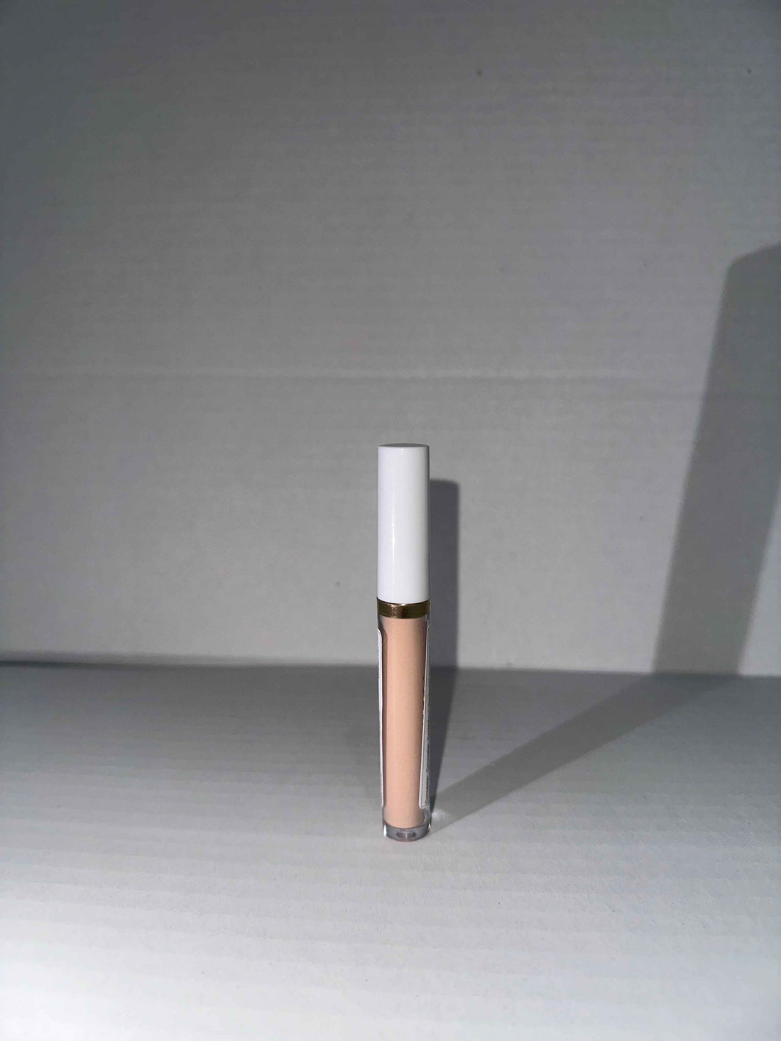 Matte Eye Concealers, Long-Lasting Waterproof And Non-Fading, Multi-Functional Eye And Face Concealers, Covering Dark Circles And Pimples, Suitable for Makeup Enthusiasts And Beginners