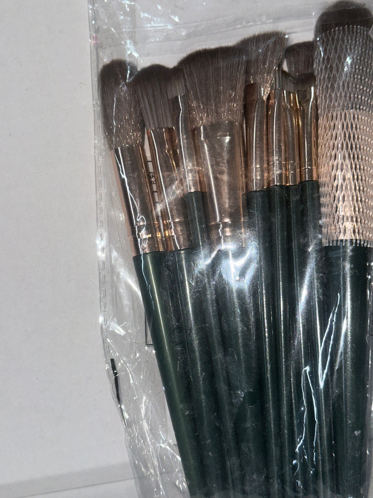 Khaki makeup brush set