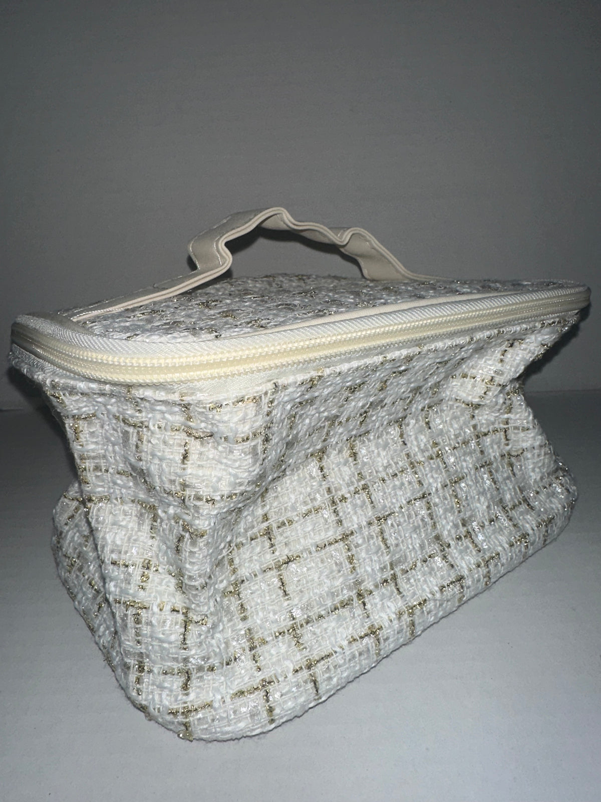 Pearl classy makeup bag