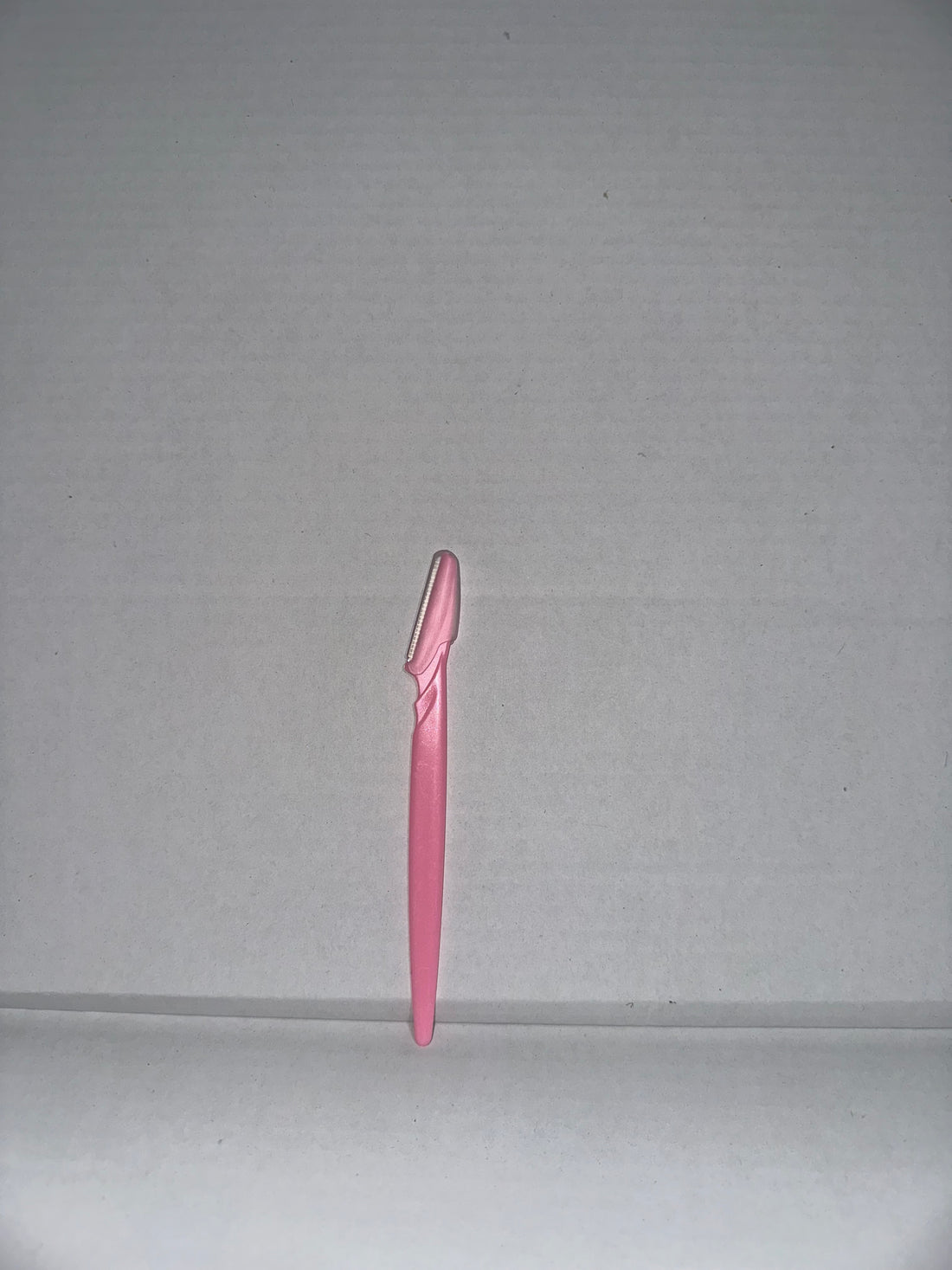 Eye brows razor