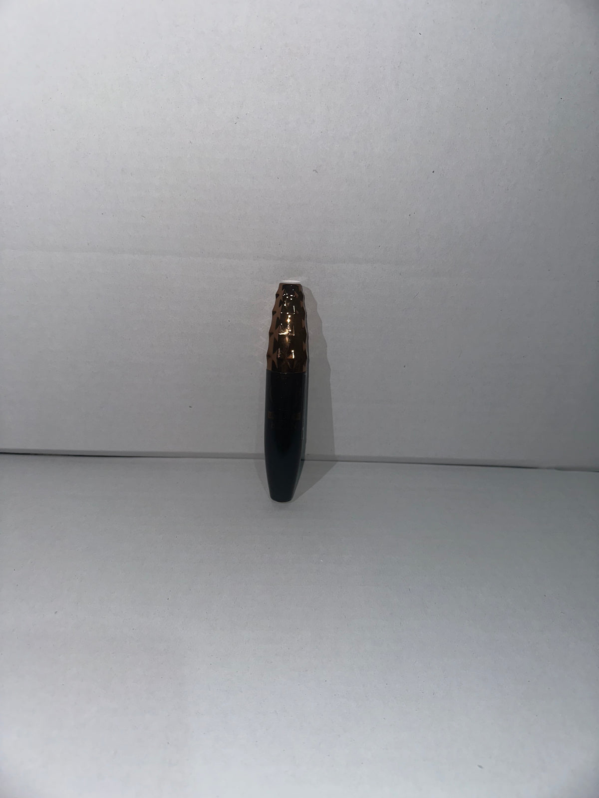 BMBN Black Fiber Mascara - Waterproof And Sweat-Proof, Ultra-Long And Thick Lasting - Natural Stain-Resistant - Easy to Apply - Creates Long And Charming Eyelashes