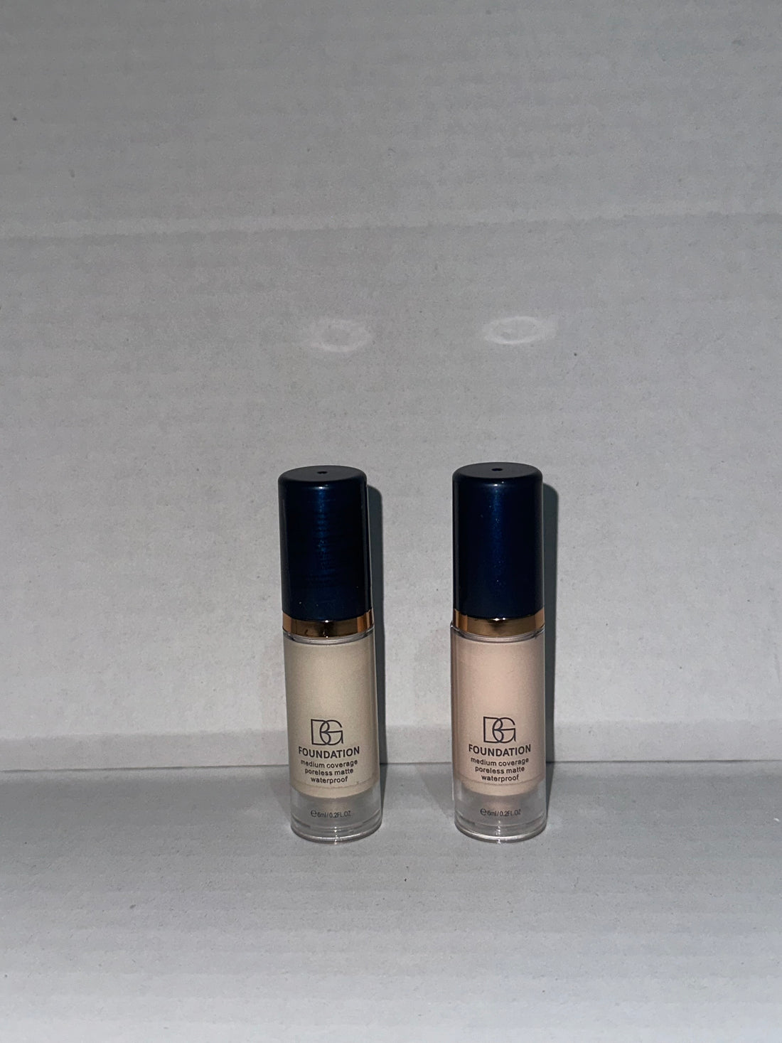 Mini water proof foundation/concealer