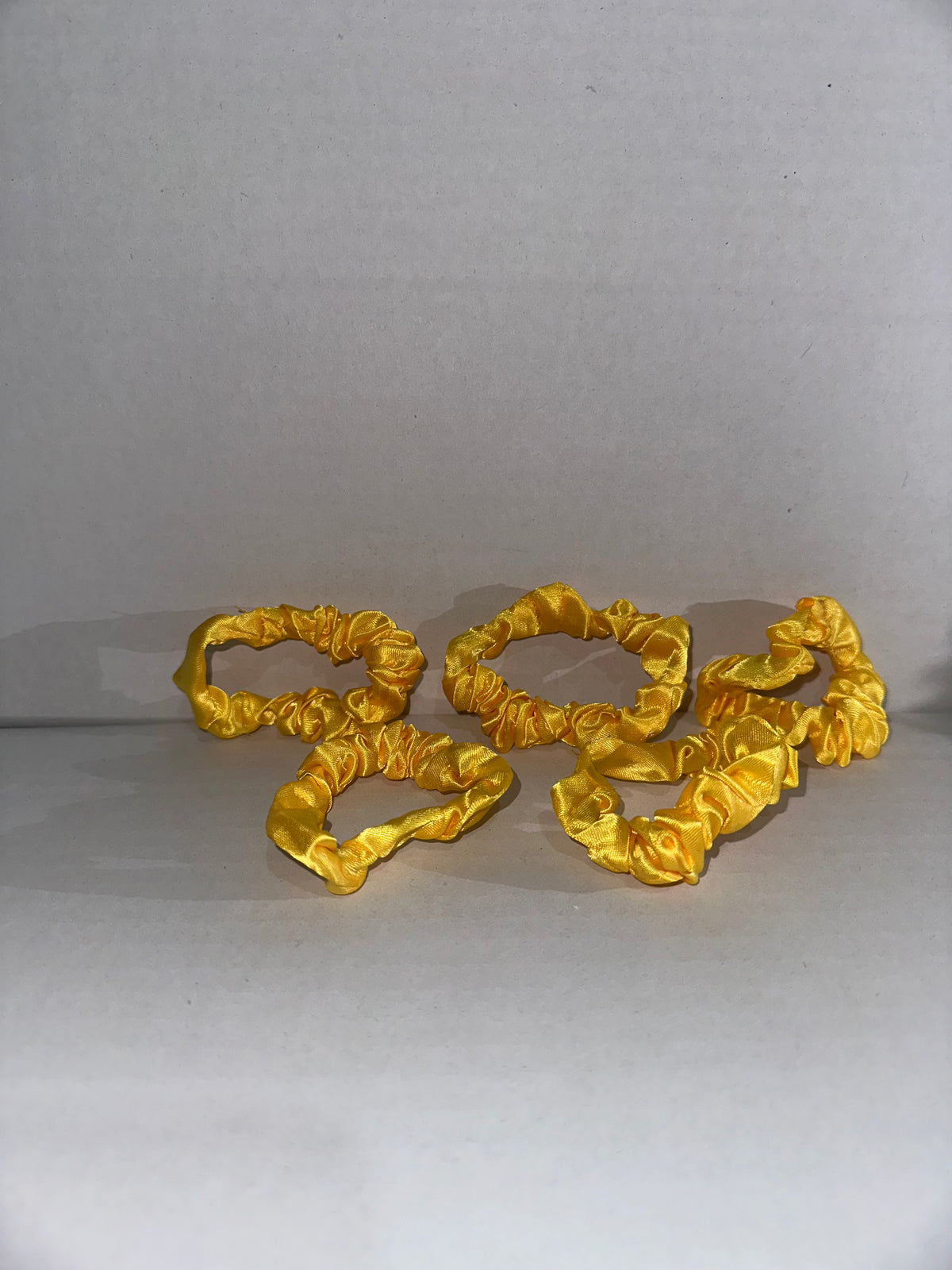 Bright Yellow Premium Minimalist Pleated Small Intestine Hair Ties, Multi-purpose Hair Accessories and Hand Jewelry, High-Elasticity Bun Hair Tie