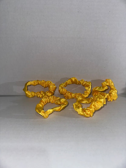 Bright Yellow Premium Minimalist Pleated Small Intestine Hair Ties, Multi-purpose Hair Accessories and Hand Jewelry, High-Elasticity Bun Hair Tie