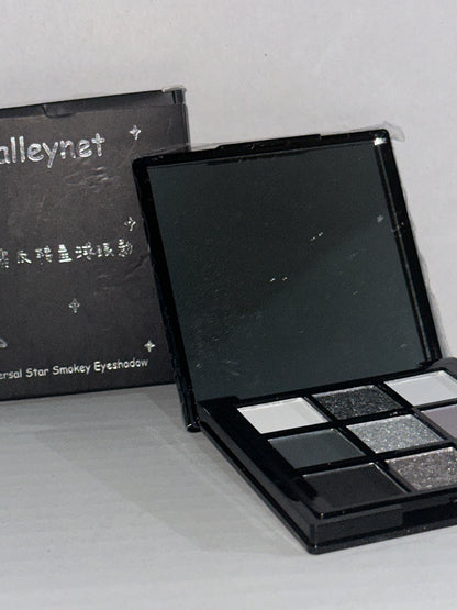 Smoky Eye Eyeshadow Palette