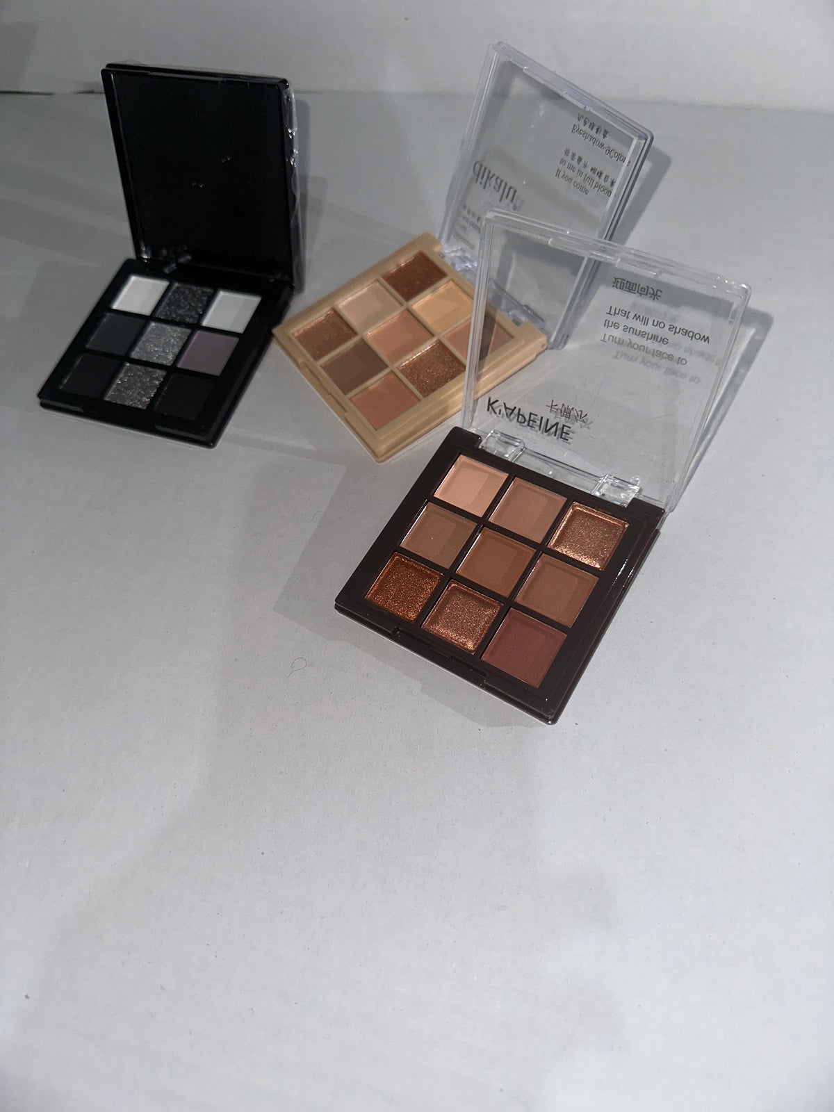 Rosey eyeshadow pallet