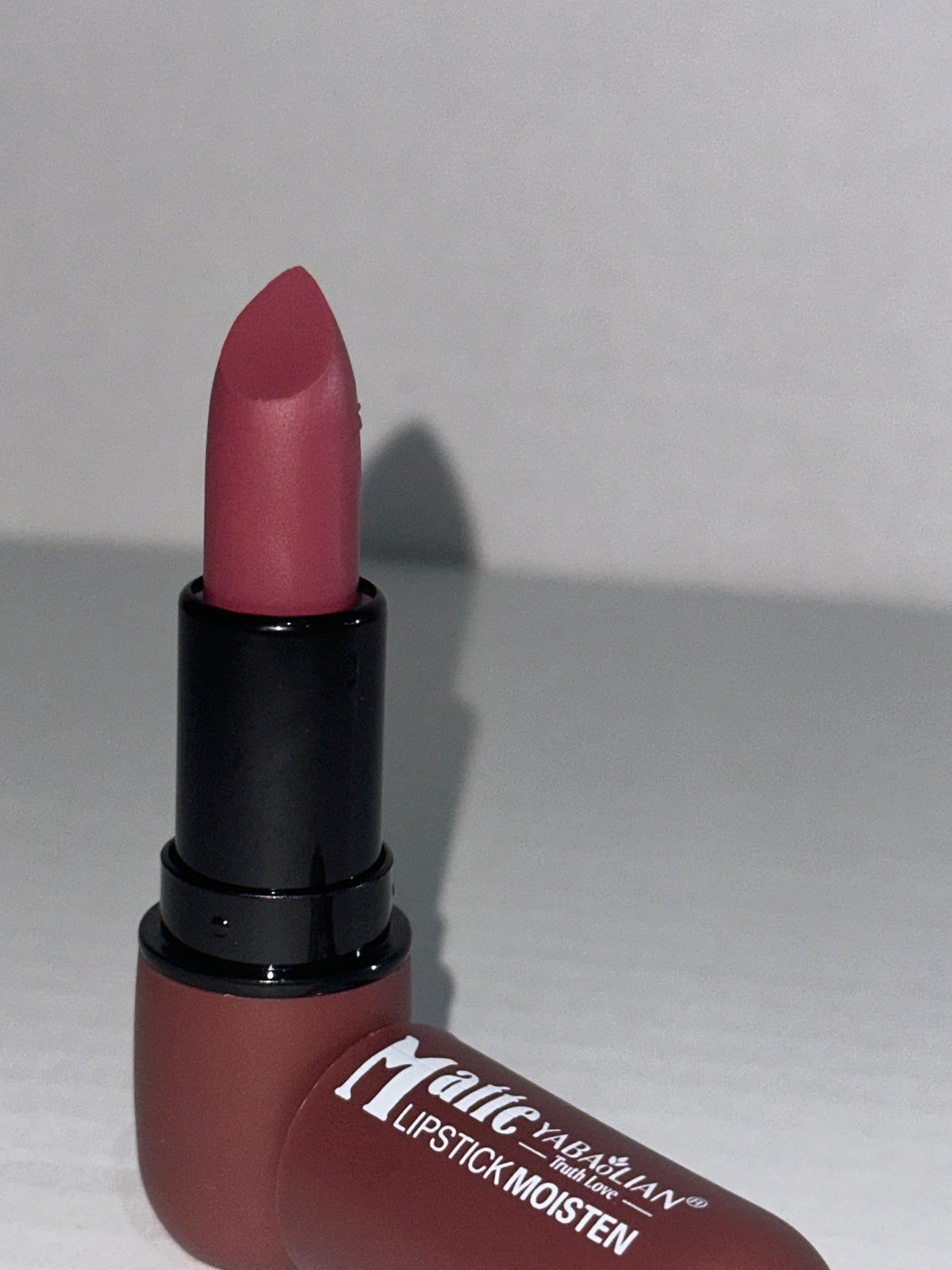 Matte velvet lipstick