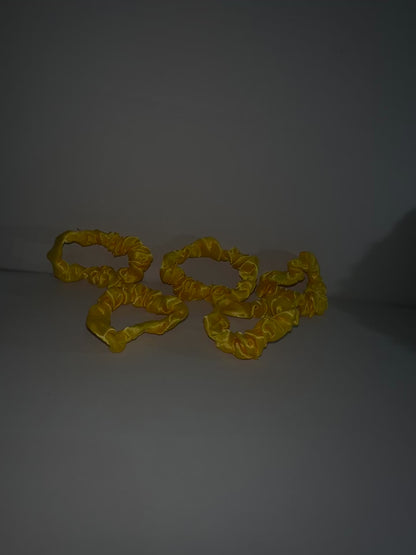 Bright Yellow Premium Minimalist Pleated Small Intestine Hair Ties, Multi-purpose Hair Accessories and Hand Jewelry, High-Elasticity Bun Hair Tie